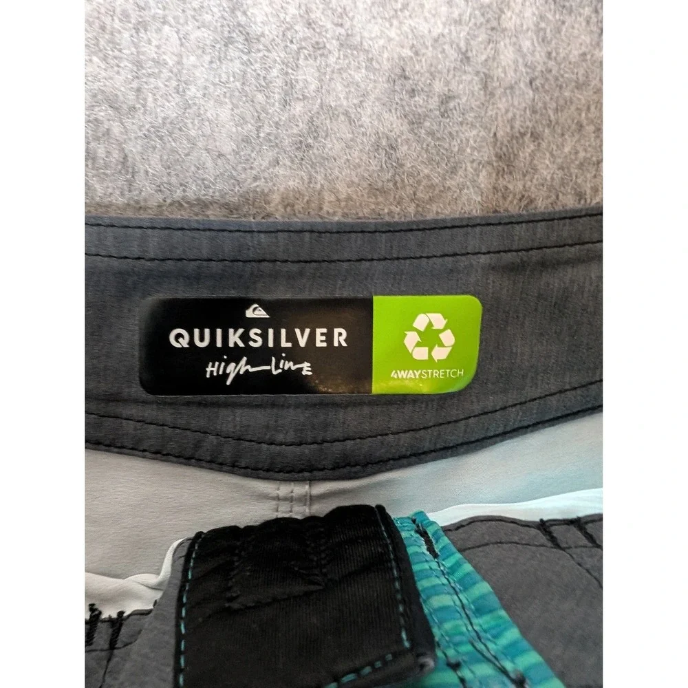 Quiksilver Highline Mens Board Shorts Teal Black Striped 4-Way Stretch